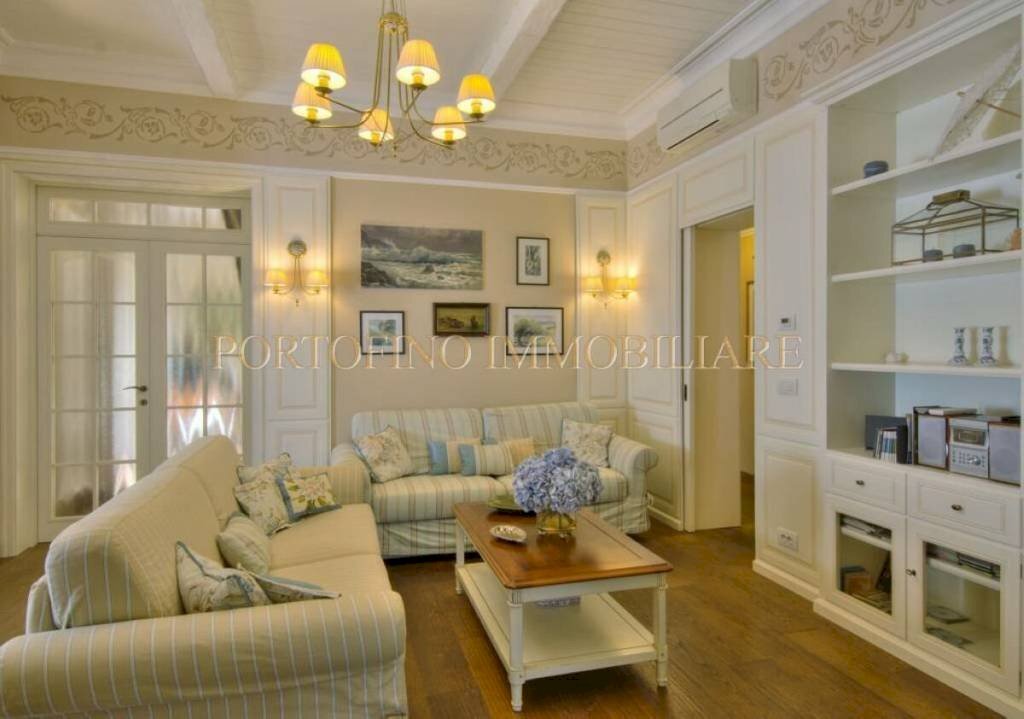 Salone - Appartamento via Privata del Parco Casana, Rapallo - foto 1
