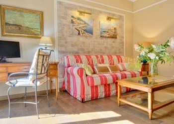 Salone - Appartamento via Privata del Parco Casana, Rapallo - foto 39