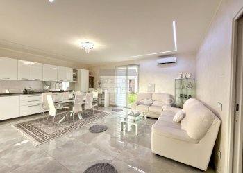 Zona Giorno - Villa Via Ferramino
11, Lonato del Garda - photo 3