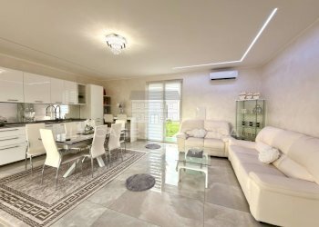 Zona Giorno - Villa Via Ferramino
11, Lonato del Garda - photo 7