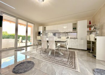 Zona Giorno - Villa Via Ferramino
11, Lonato del Garda - photo 21
