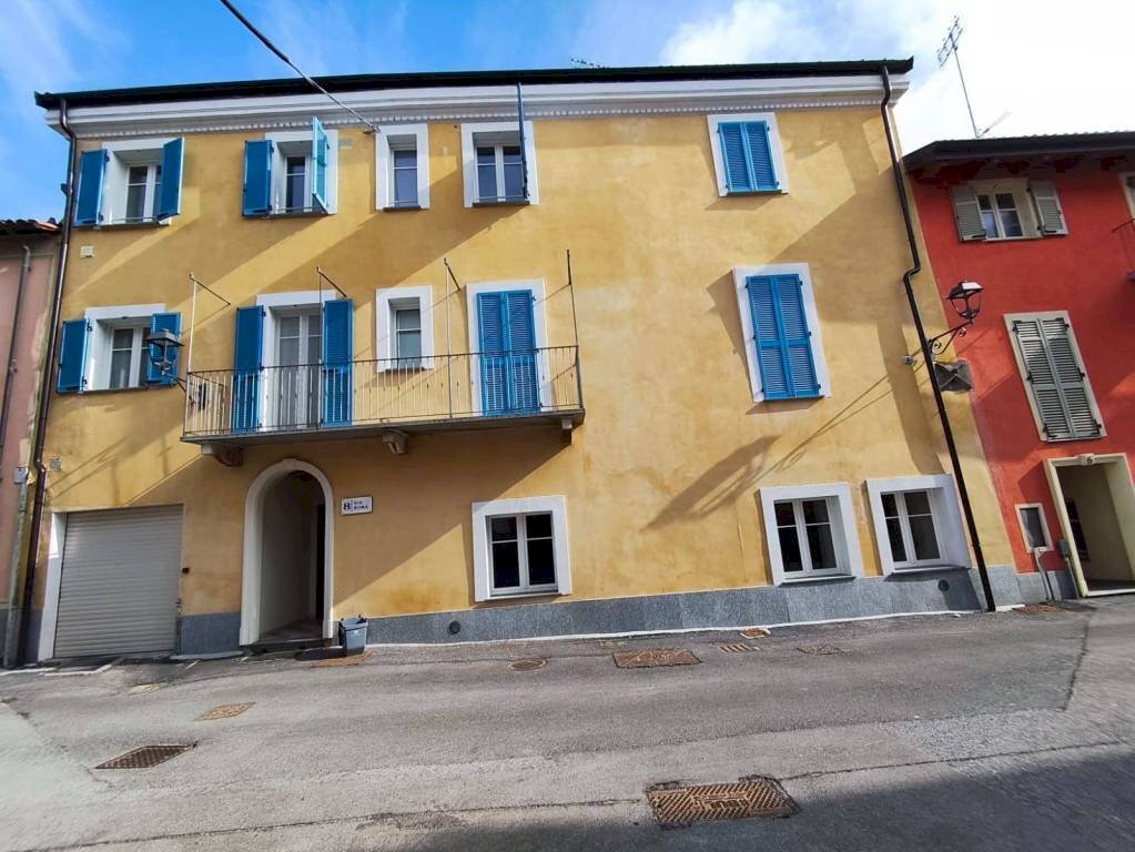 Facciata - Appartamento via Roma, 8, Villanova Mondovì - foto 1