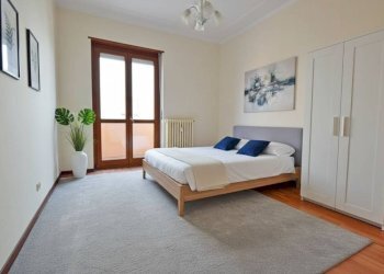Camera da letto - Appartamento via Mercurino Sappa, 3, Mondovì - foto 11