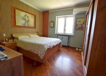 Camera da letto - Villa Frazione Pagliani, 10, Monastero di Vasco - foto 10