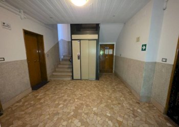 Interno palazzo - Three-room apartment via Antonio Bondi, Bologna (neighborhood Massarenti) - photo 4