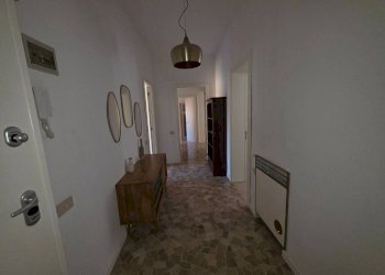 Corridoio - Three-room apartment via Antonio Bondi, Bologna (neighborhood Massarenti) - photo 13