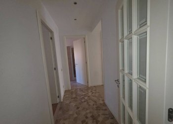 Corridoio - Three-room apartment via Antonio Bondi, Bologna (neighborhood Massarenti) - photo 27