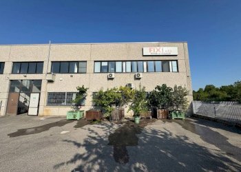 Facciata - Capannone via delle Querce, 22, Anzola dell'Emilia - foto 3