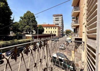 Balcone - Trilocale via Federico Menabrea, 2, Torino (zona San Salvario) - foto 18