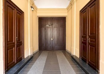 Interno palazzo - Trilocale via Federico Menabrea, 2, Torino (zona San Salvario) - foto 35