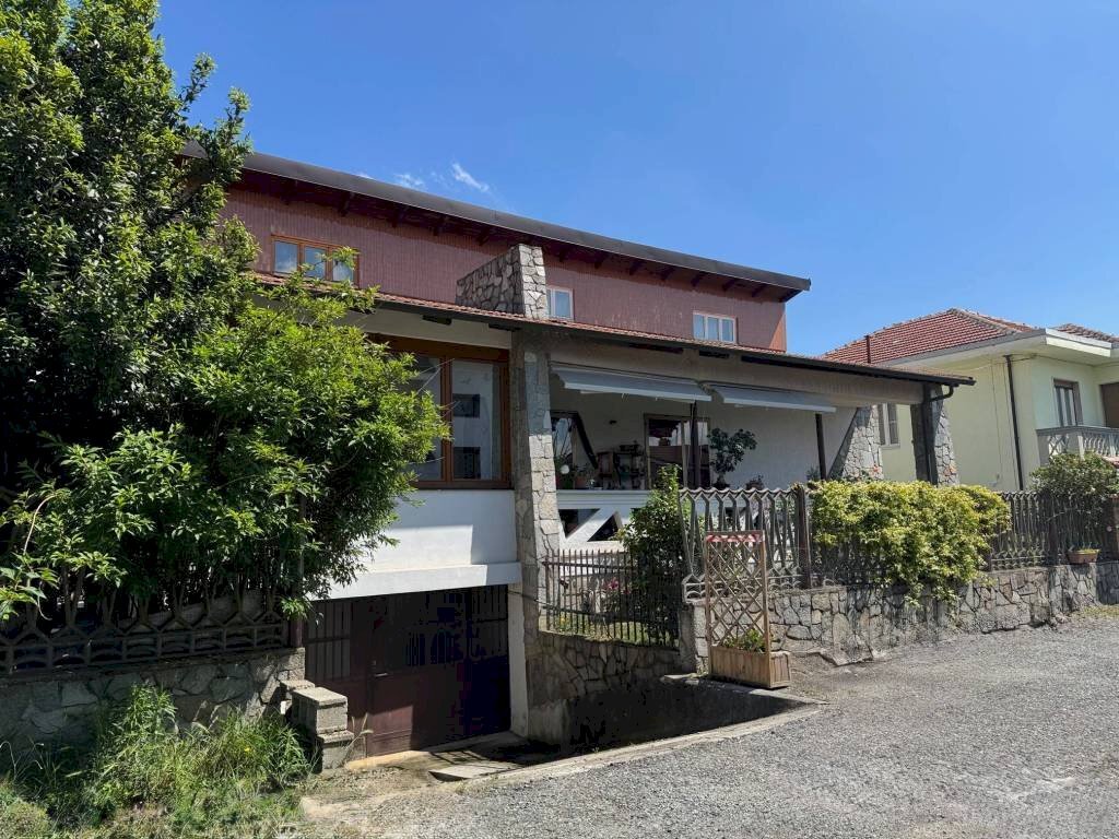 Facciata - Villa via Guglielmo Marconi, 13, Rivalta di Torino - photo 2