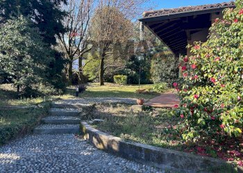 Giardino - Villa VIA VAL GRANDE
 
2, Gallarate - photo 2
