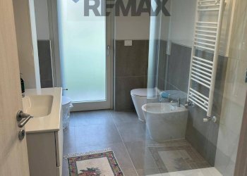 Bagno - Villa VIA VAL GRANDE
 
2, Gallarate - photo 24