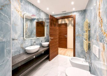 Bagno - Trilocale VIA FERRUCCI, Milano - foto 1