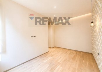 Stanza vuota - Trilocale VIA FERRUCCI, Milano - foto 19