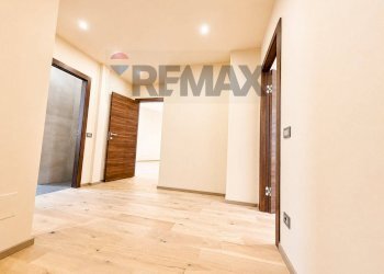 Hall / corridoio - Trilocale VIA FERRUCCI, Milano - foto 22