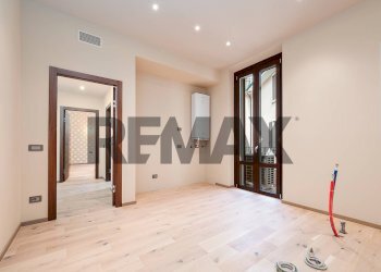 Stanza vuota - Trilocale VIA FERRUCCI, Milano - foto 3