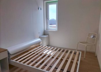 Camera da letto - Two-room apartment via Don Bartolomeo Grazioli, 57, Milano (neighborhood Dergano) - photo 11
