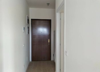 Ingresso - Bilocale via Don Bartolomeo Grazioli, 57, Milano (zona Dergano) - foto 31