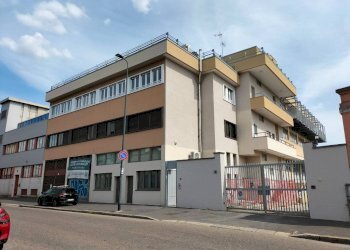 Facciata - Bilocale via Don Bartolomeo Grazioli, 57, Milano (zona Dergano) - foto 38