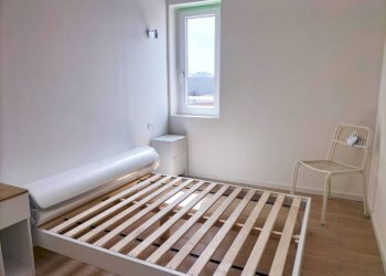 Camera da letto - Bilocale via Don Bartolomeo Grazioli, 57, Milano (zona Dergano) - foto 19