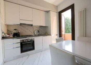 Cucina - Three-room apartment via Ippolito Nievo, 4, Monza - photo 2