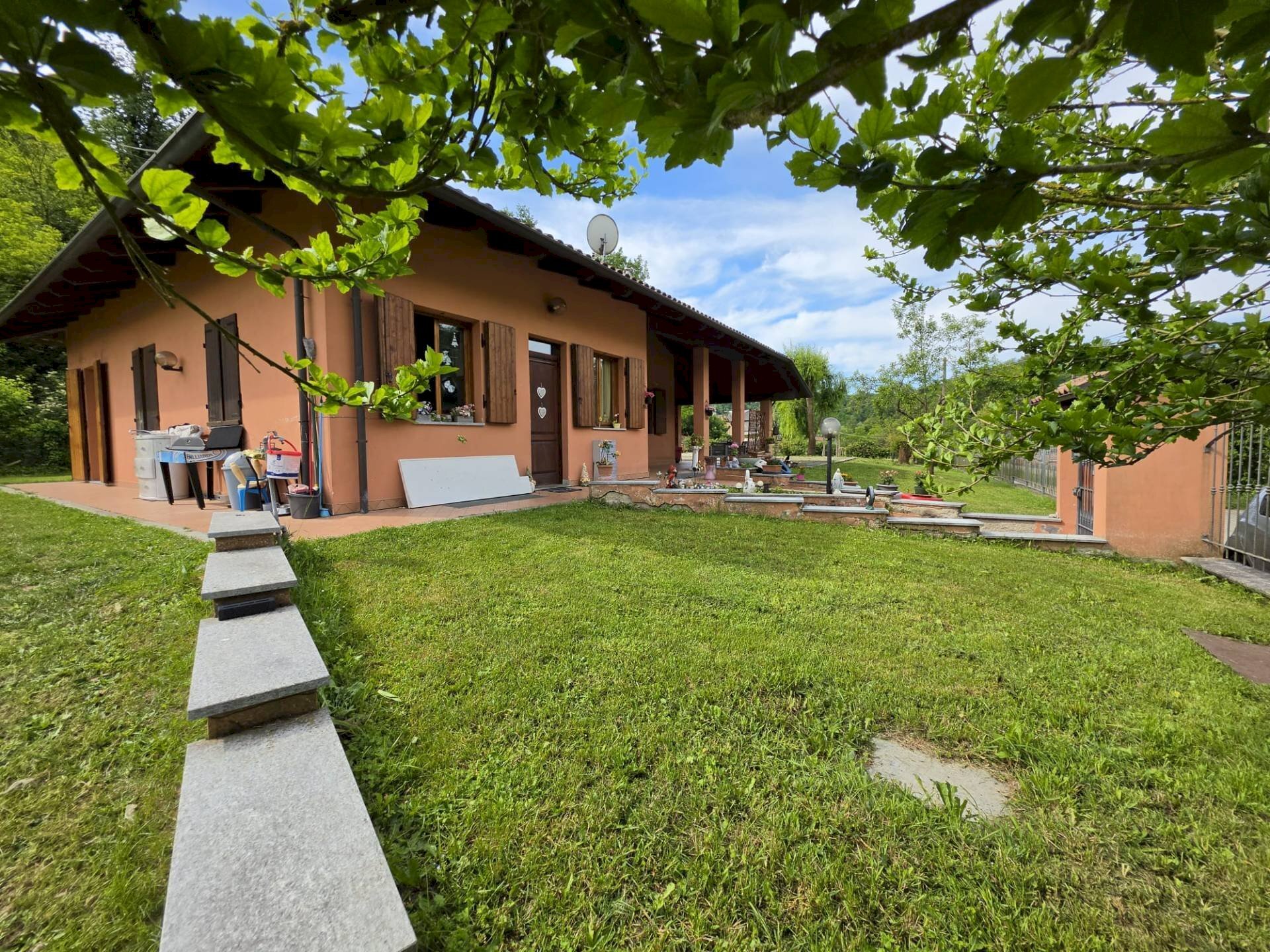 FACCIATA - Villa via val popola
4, Asti - photo 3