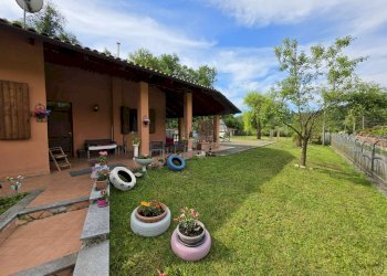 FACCIATA - Villa via val popola
4, Asti - photo 2