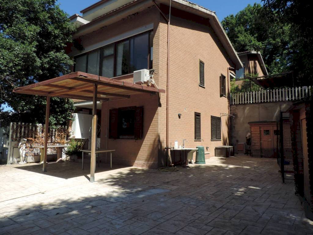 Facciata - Bilocale via delle Querce, 28, Scandriglia - foto 1