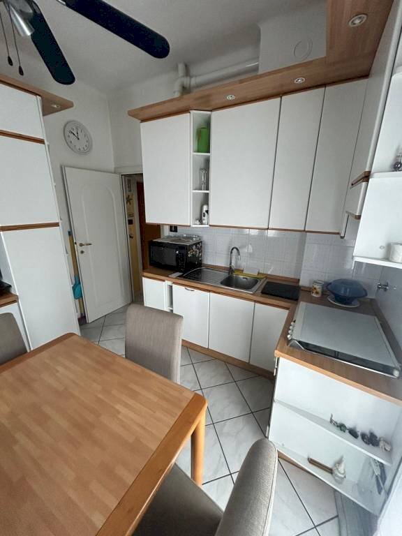 Cucina - Three-room apartment via Gaspare Tagliacozzi, Bologna (neighborhood Colli) - photo 2