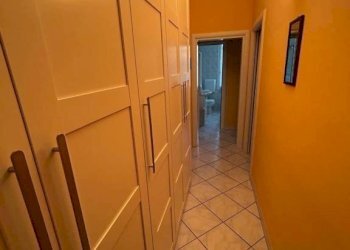Corridoio - Three-room apartment via Gaspare Tagliacozzi, Bologna (neighborhood Colli) - photo 7