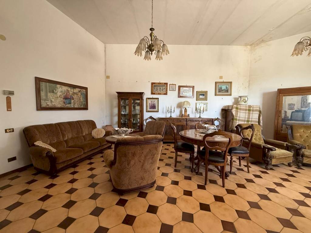 Salone - Trilocale viale della Repubblica, 1, Moscufo - foto 2