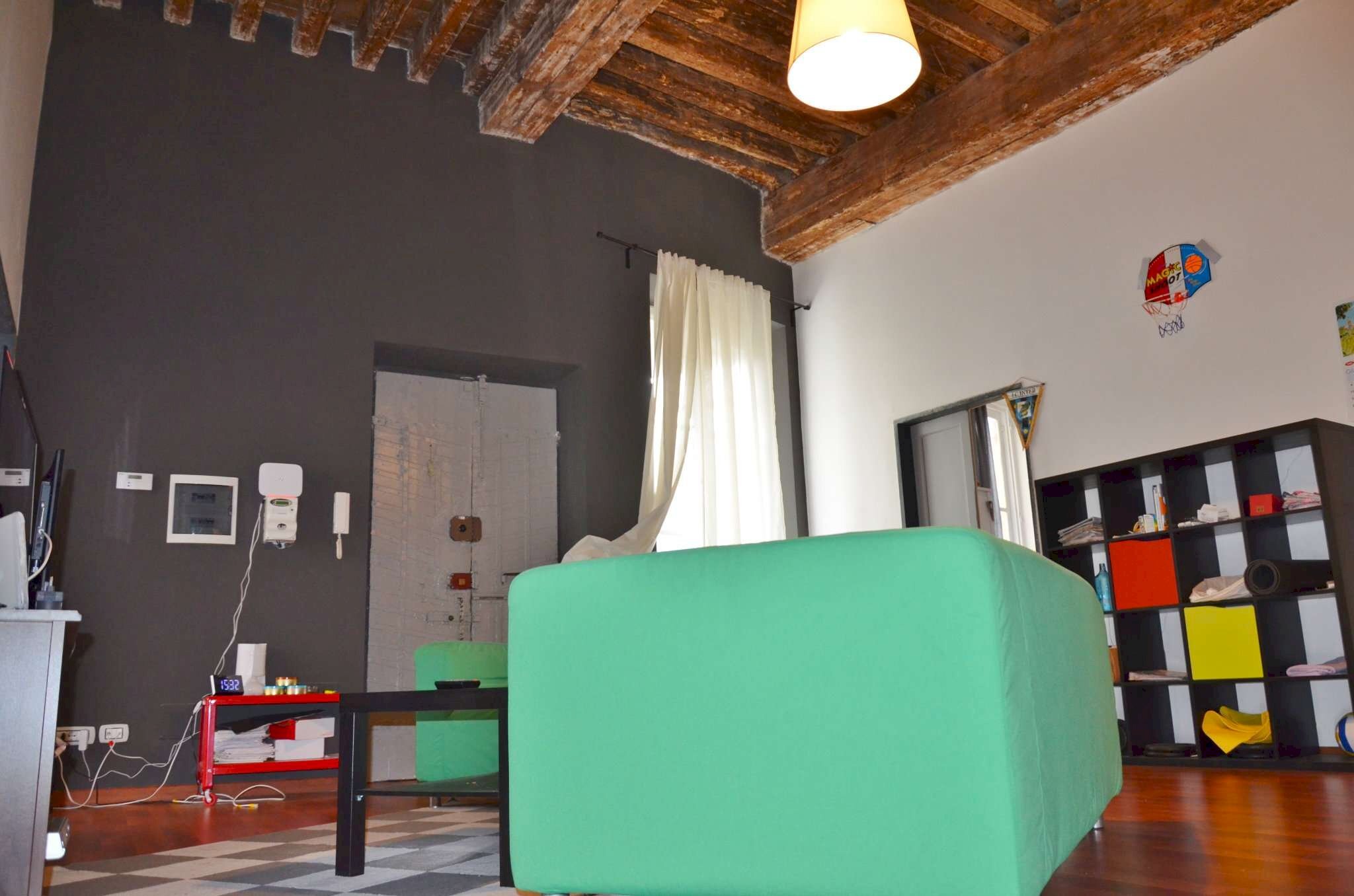 APPARTAMENTO AFFITTO CENTRO STORICO ARREDATO (1) - Appartamento piazza Pinelli, Genova (zona Centro Storico) - foto 2