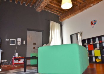 APPARTAMENTO AFFITTO CENTRO STORICO ARREDATO  (1) - Appartamento piazza Pinelli, Genova (zona Centro Storico) - foto 2
