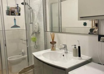 Bagno - Bilocale corso Nizza, 63, Cuneo (zona Donatello) - foto 16