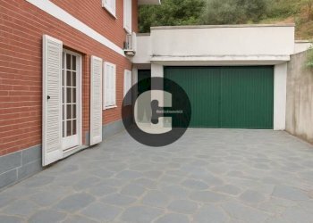 Cortile interno - Four-room apartment via Barbara Allason, 60, Pecetto Torinese - photo 6