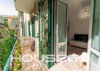 Balcone - Bilocale via Giovanni Daneo, 115C, Genova (zona Marassi) - foto 4