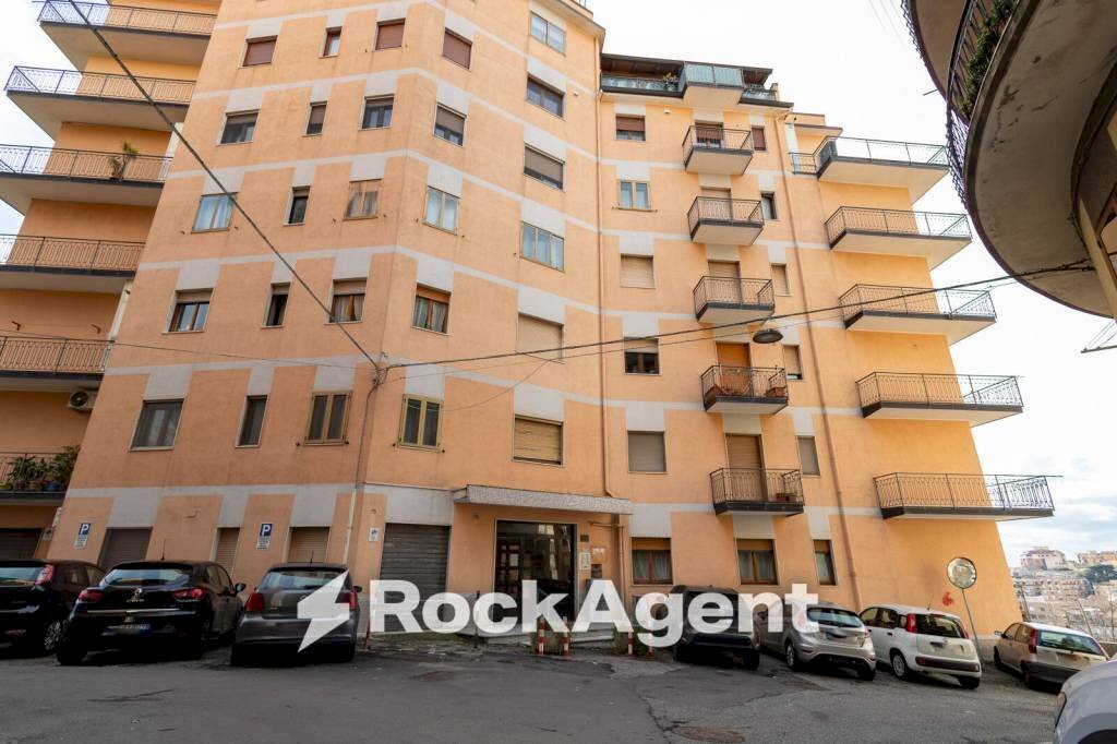 Facciata - Apartment via Eugenio de Riso, 77, Catanzaro - photo 1