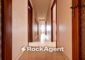 Corridoio - Apartment via Eugenio de Riso, 77, Catanzaro - photo 22