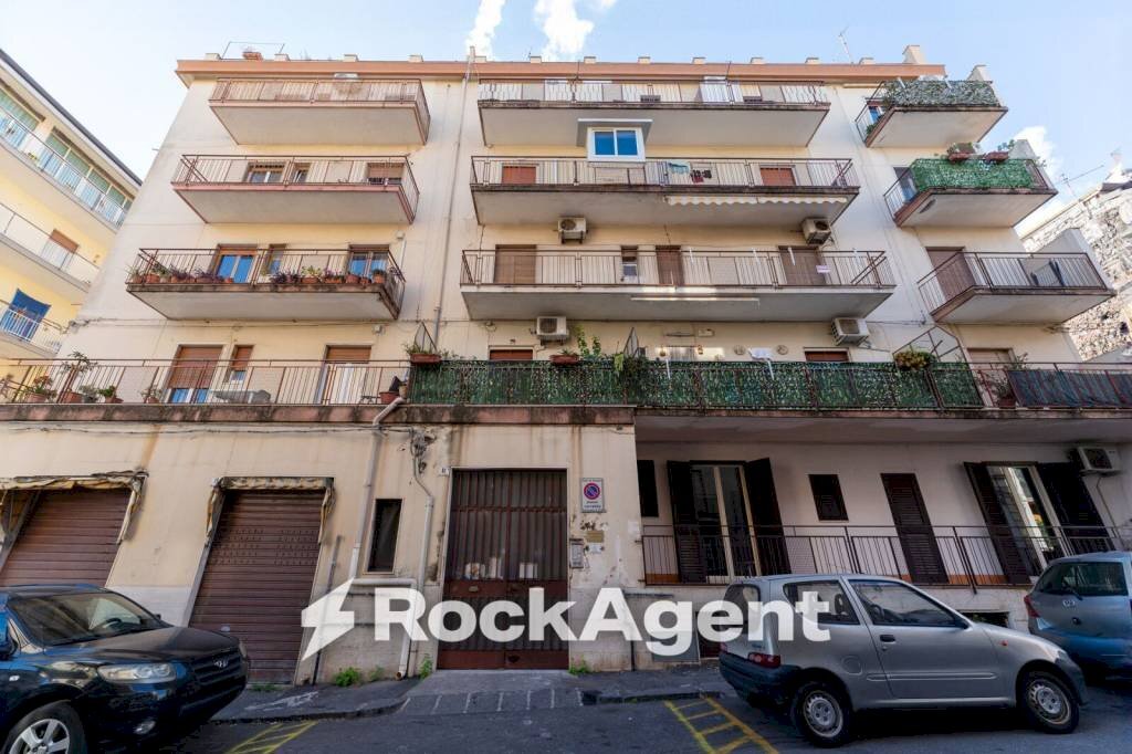 Facciata - Two-room apartment via Gaetano Donizetti, 81, Catania - photo 3