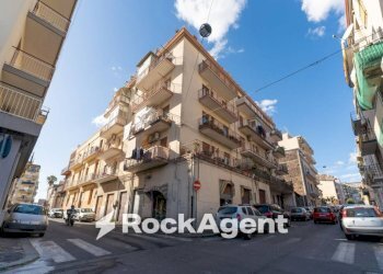 Zona - Two-room apartment via Gaetano Donizetti, 81, Catania - photo 1