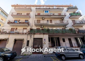 Facciata - Two-room apartment via Gaetano Donizetti, 81, Catania - photo 3
