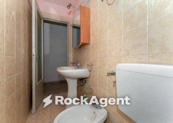 Bagno - Two-room apartment via Gaetano Donizetti, 81, Catania - photo 23