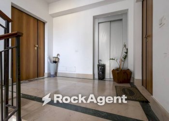 Interno palazzo - Four-room apartment via Alessi di Turio, 8, Catanzaro - photo 25