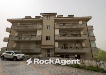 Facciata - Quadrilocale via Alessi di Turio, 8, Catanzaro - foto 27