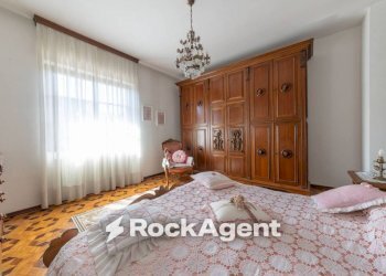 Camera da letto - Villa via E. H. Grieg, Saronno - foto 29
