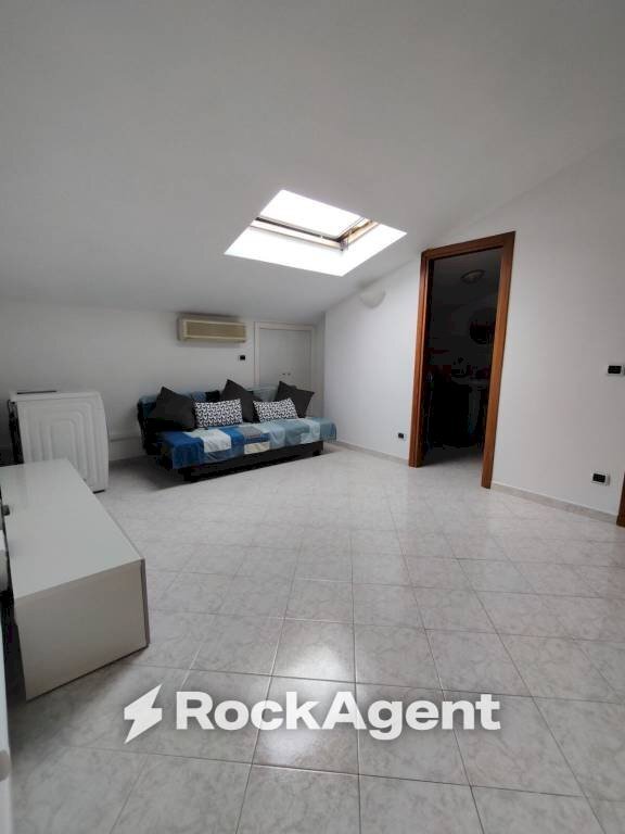 Salone - Attico via Aquila, 2, Carsoli - foto 2
