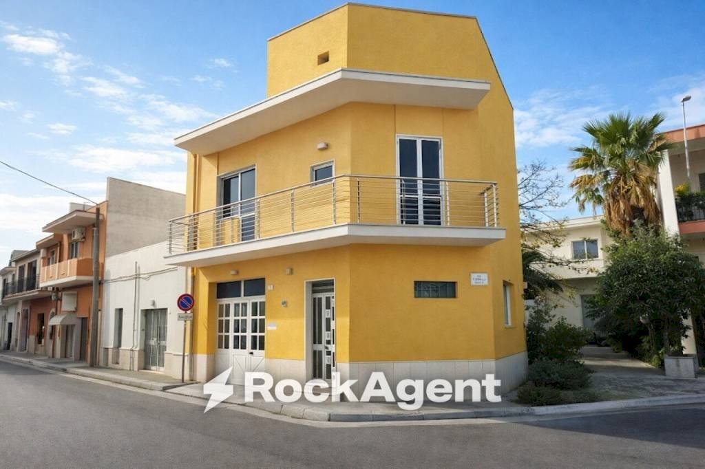Facciata - Independent house via Vittorio Veneto, 97, Ruffano - photo 1