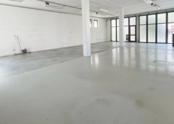 Interno non residenziale - Warehouse via Giovanni Pascoli, Trescore Balneario - photo 1