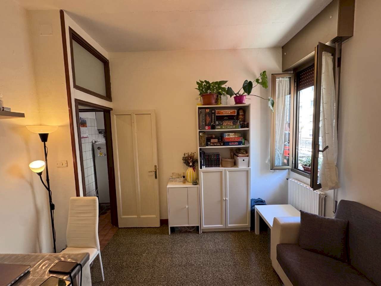 soggiorno/camera - Trilocale via Libia, Bologna (zona San Donato) - foto 1